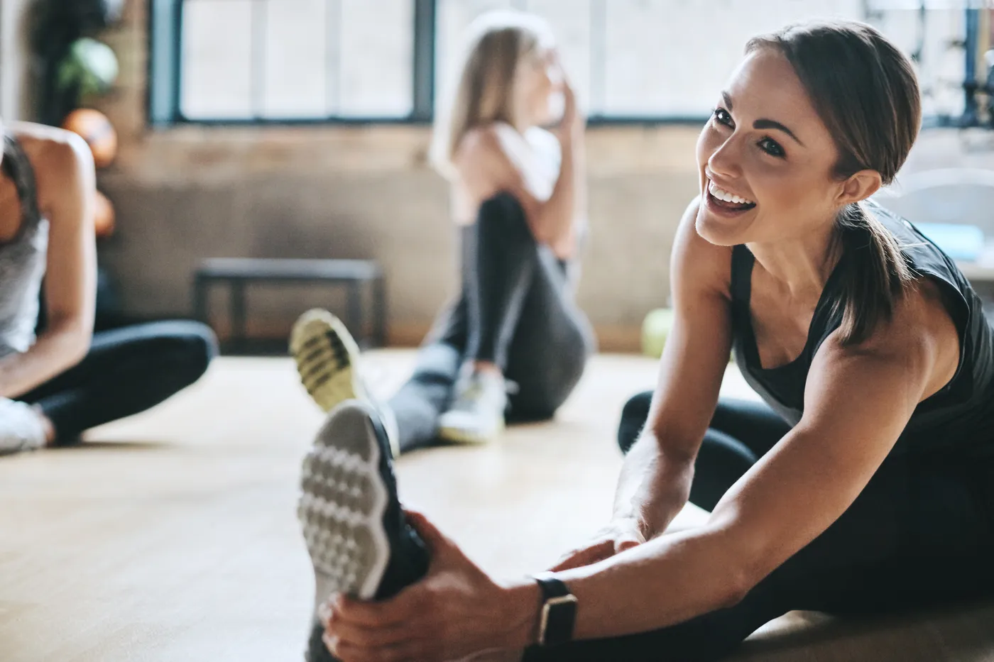 How is small group training different from big classes?